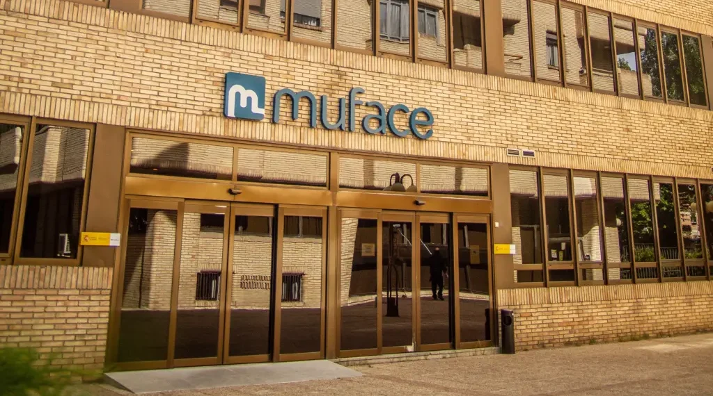 El Foro de Médicos en Ejercicio Privado reclama una solución para mantener las mutualidades de los funcionarios