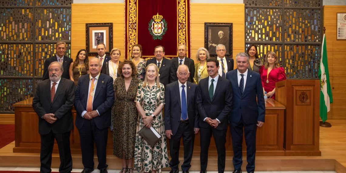 La Junta Directiva del Colegio de Médicos de Almería toma posesión en el acto de celebración de la Patrona, la Virgen del Perpetuo Socorro