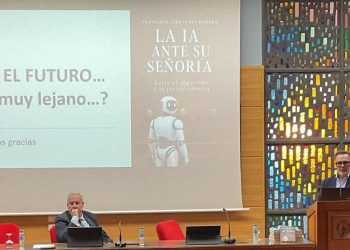 El Colegio de Médicos de Almería acoge la presentación de la obra ‘El médico ante el juez’, del Dr. Francisco Llave Gamero